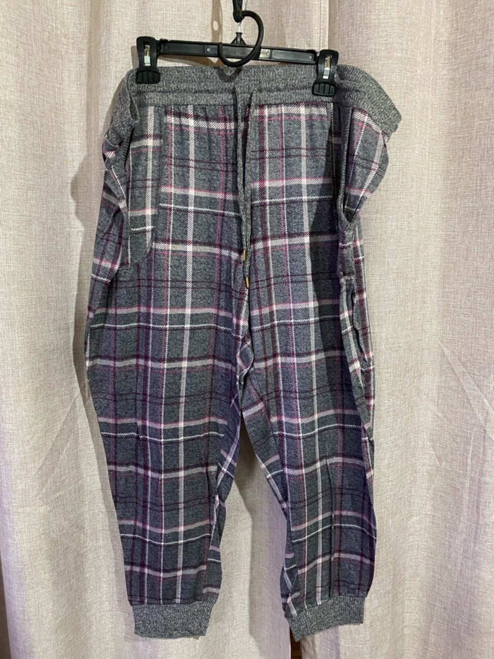 Pajama Set - Picture 2 of 4